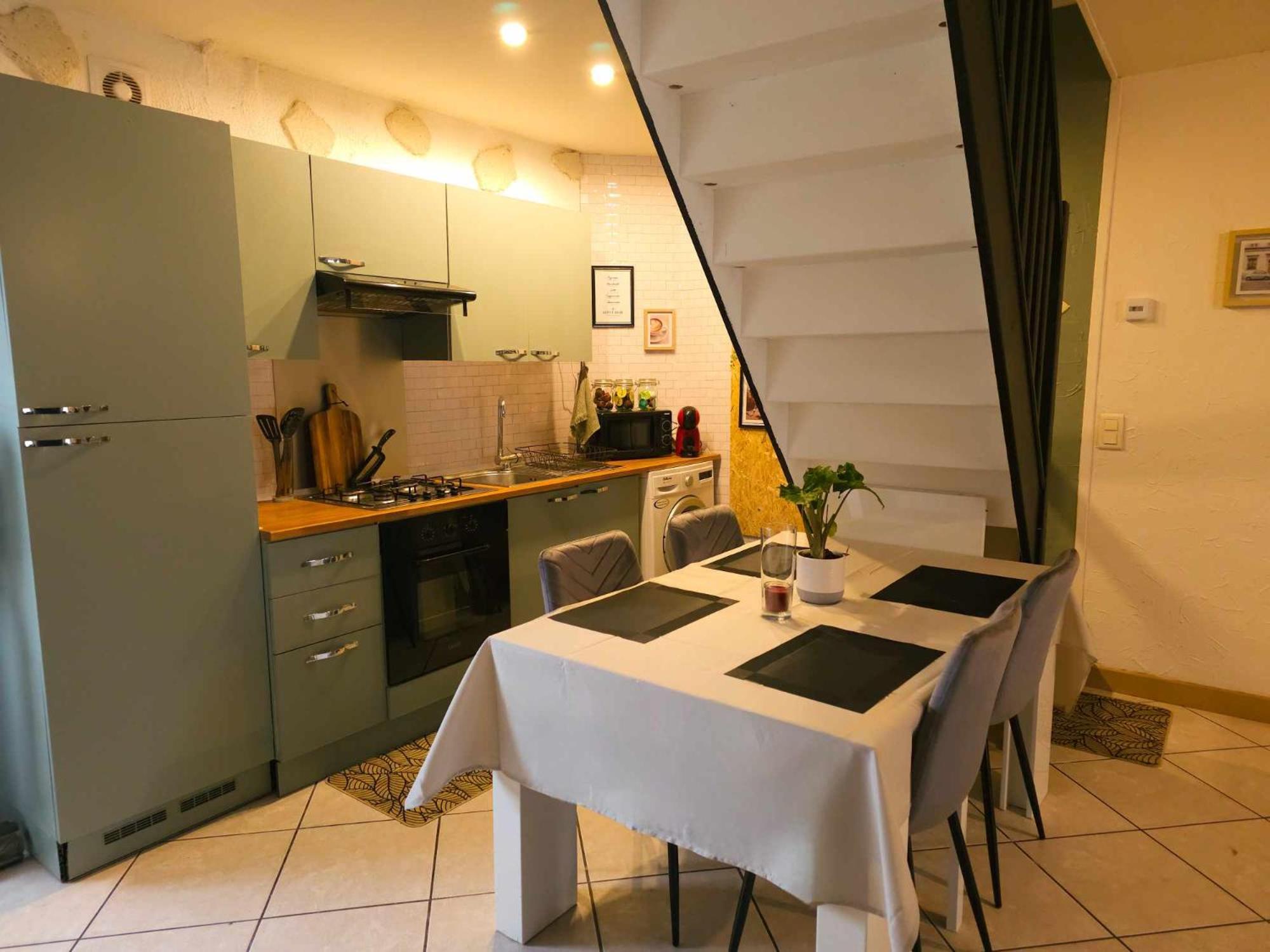 Maison De Ville Avec Jardin Privatif ヌヴェール エクステリア 写真